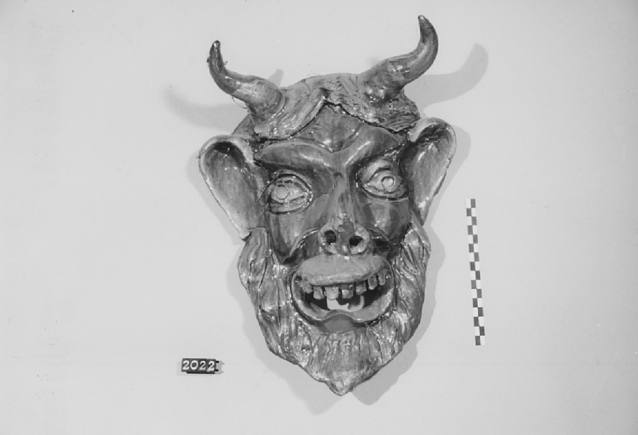 Volto diabolico (maschera, ceramica) - produzione di Seminara (sec. XX seconda metà)
