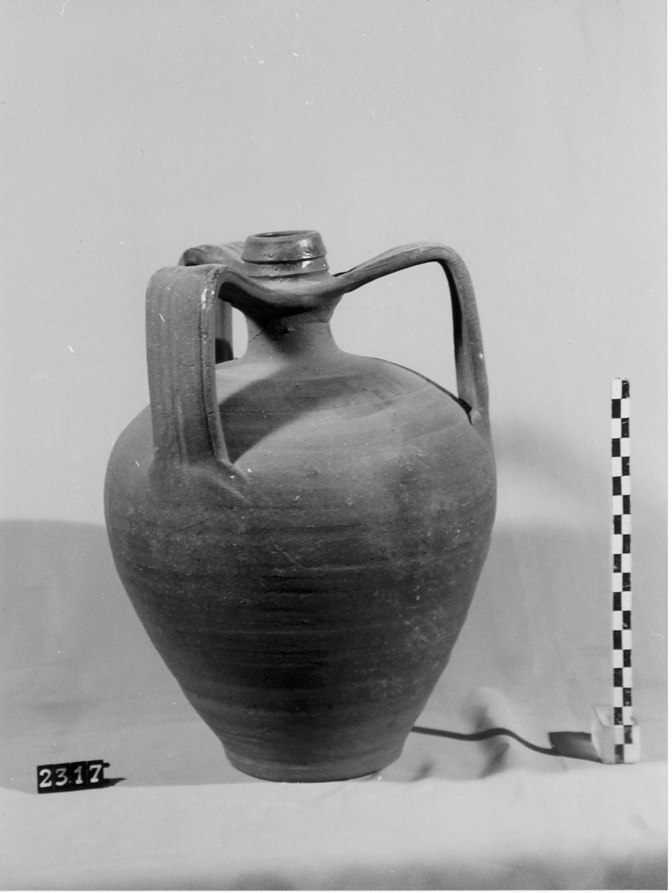 anfora, ceramica - bottega del ceramista (sec. XX seconda metà)