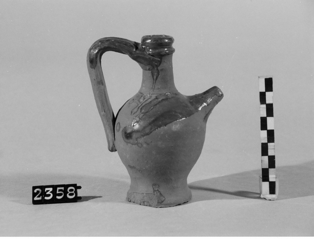 anfora, ceramica - bottega del ceramista (sec. XX seconda metà)