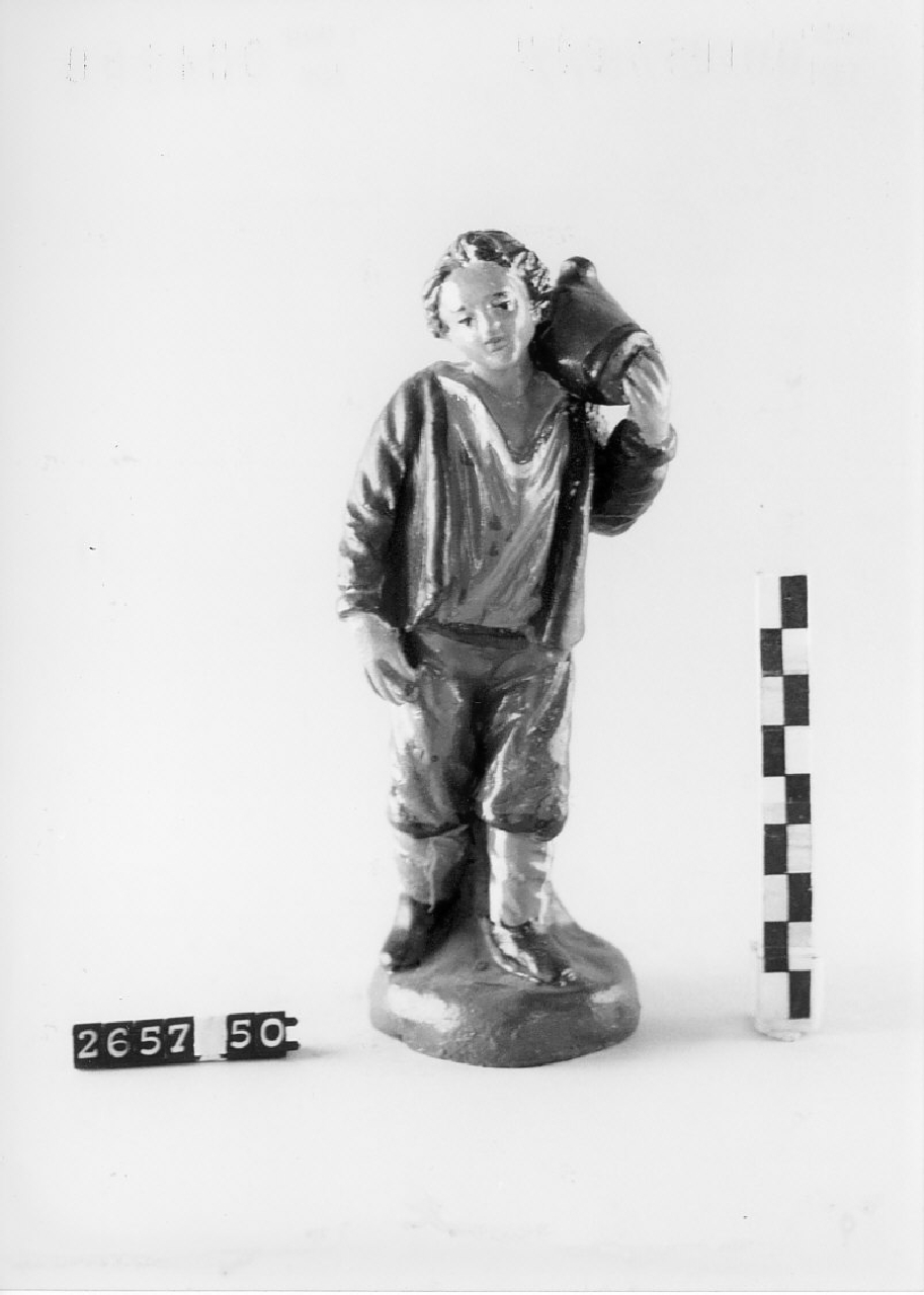 Uomo con barilotto (statuetta da presepe, religiosità popolare) - bottega del ceramista (1968 ca)