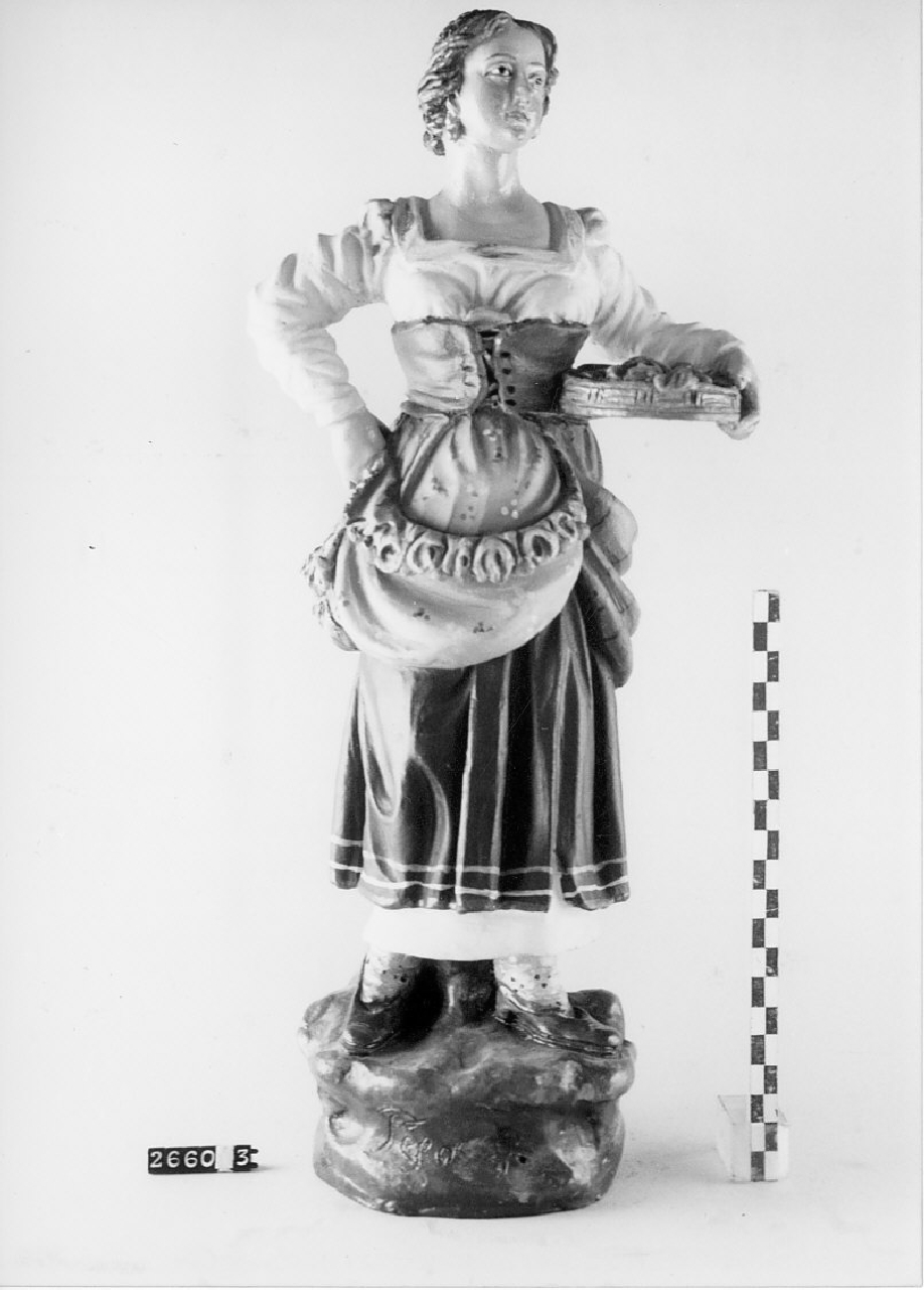 Donna con cesta (statuetta da presepe, religiosità popolare) - bottega del ceramista (1968 ca)