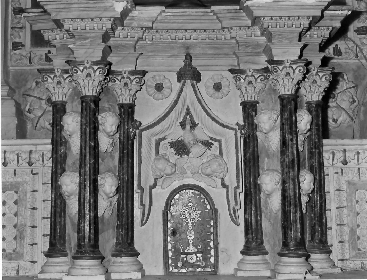 tabernacolo, elemento d'insieme - bottega calabrese (prima metà sec. XIX)