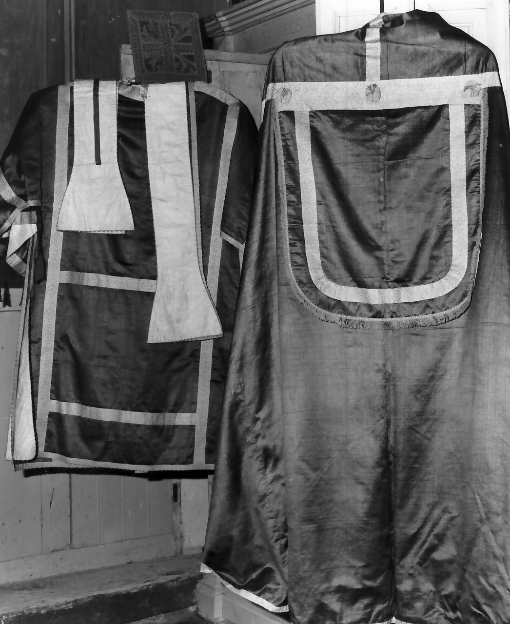 paramento liturgico, insieme - manifattura Italia meridionale (sec. XIX)