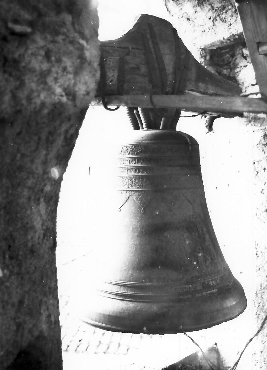 campana, opera isolata di Pisano Nicola, Pisano F. Antonio (sec. XIX)