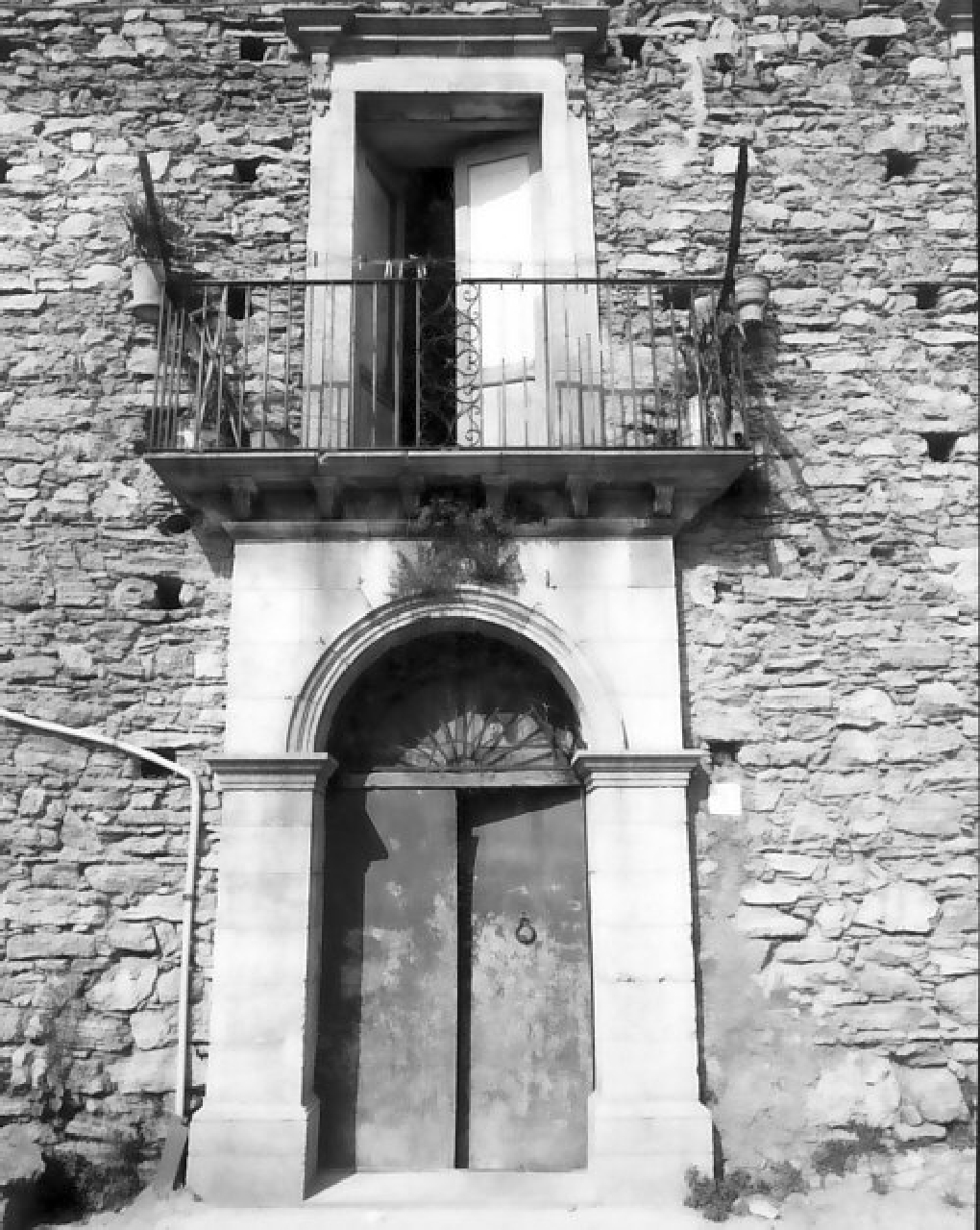 portale - ad arco - bottega calabrese (sec. XVIII)