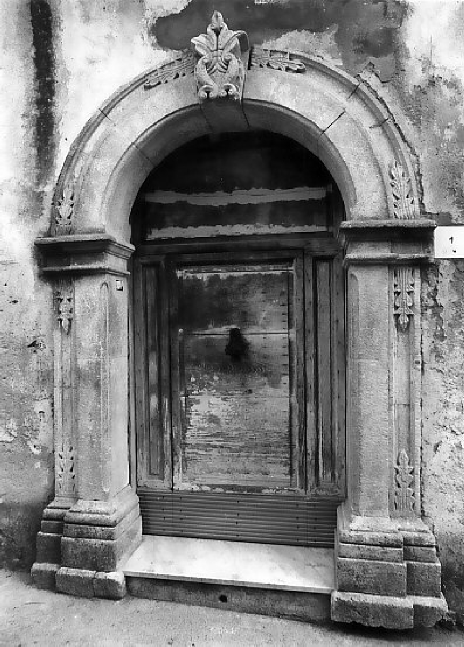 portale - ad arco - bottega calabrese (sec. XIX)