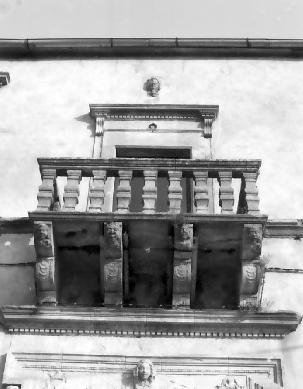 balcone - bottega calabrese (fine/inizio secc. XVII/ XVIII)