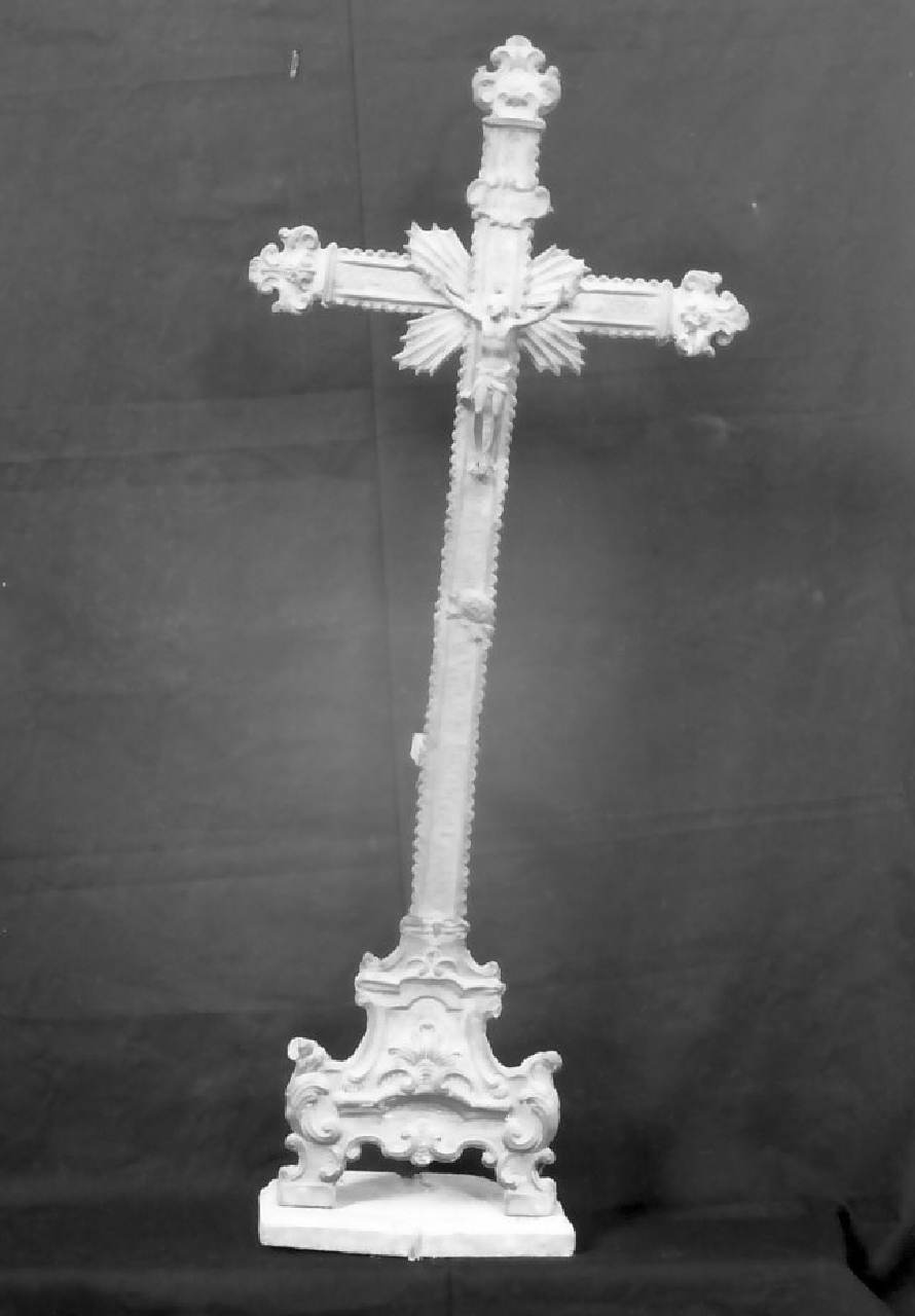 croce, opera isolata - bottega Italia meridionale (sec. XVIII)