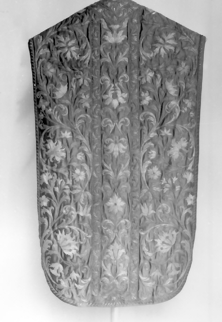 paramento liturgico - in terzo, opera isolata - manifattura calabrese (sec. XVIII)