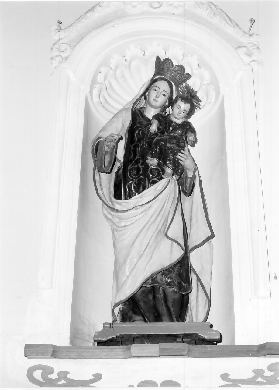 Madonna del Carmelo (statua, opera isolata) - bottega Italia meridionale (sec. XIX)