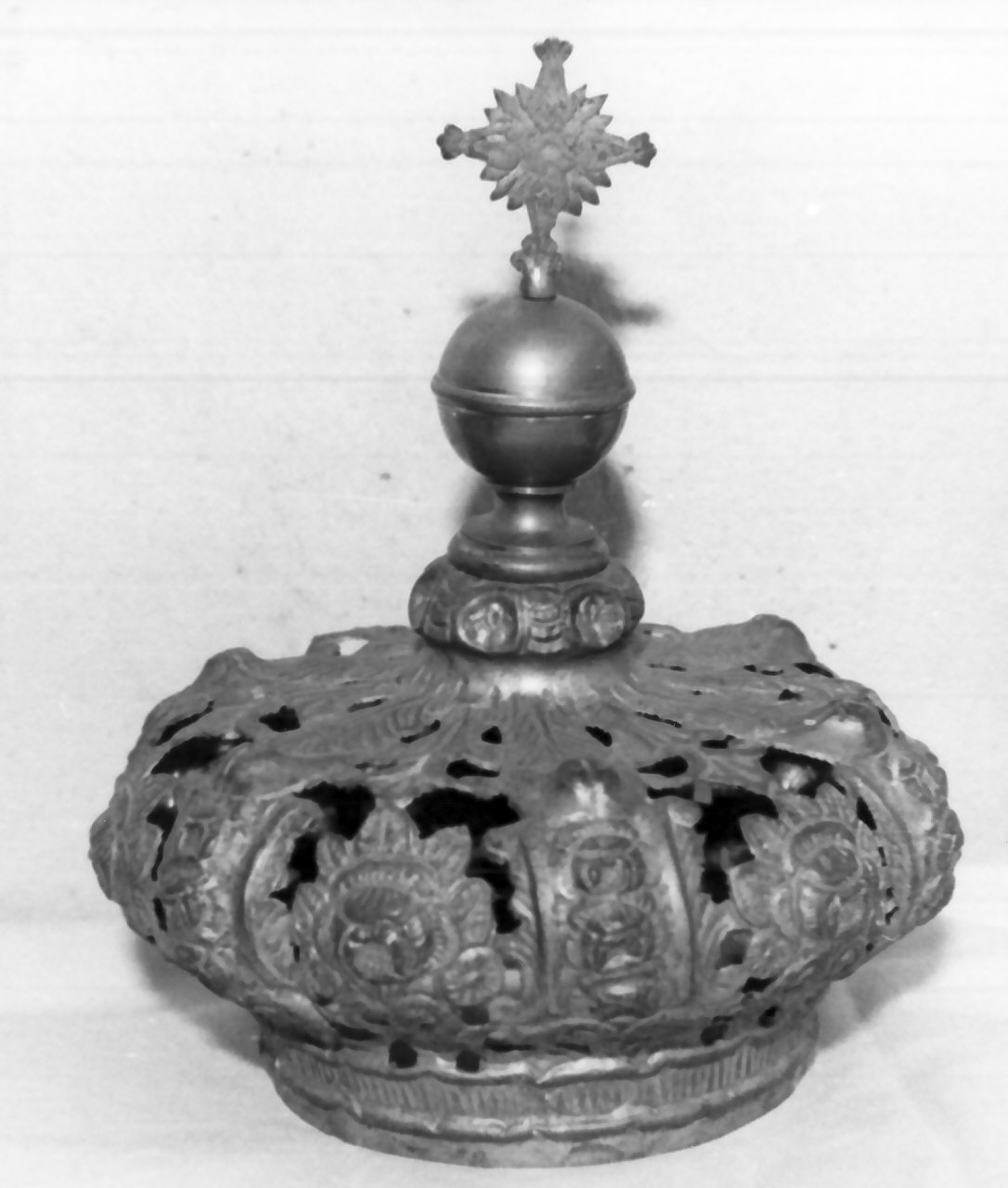 corona, opera isolata - bottega Italia meridionale (sec. XIX)