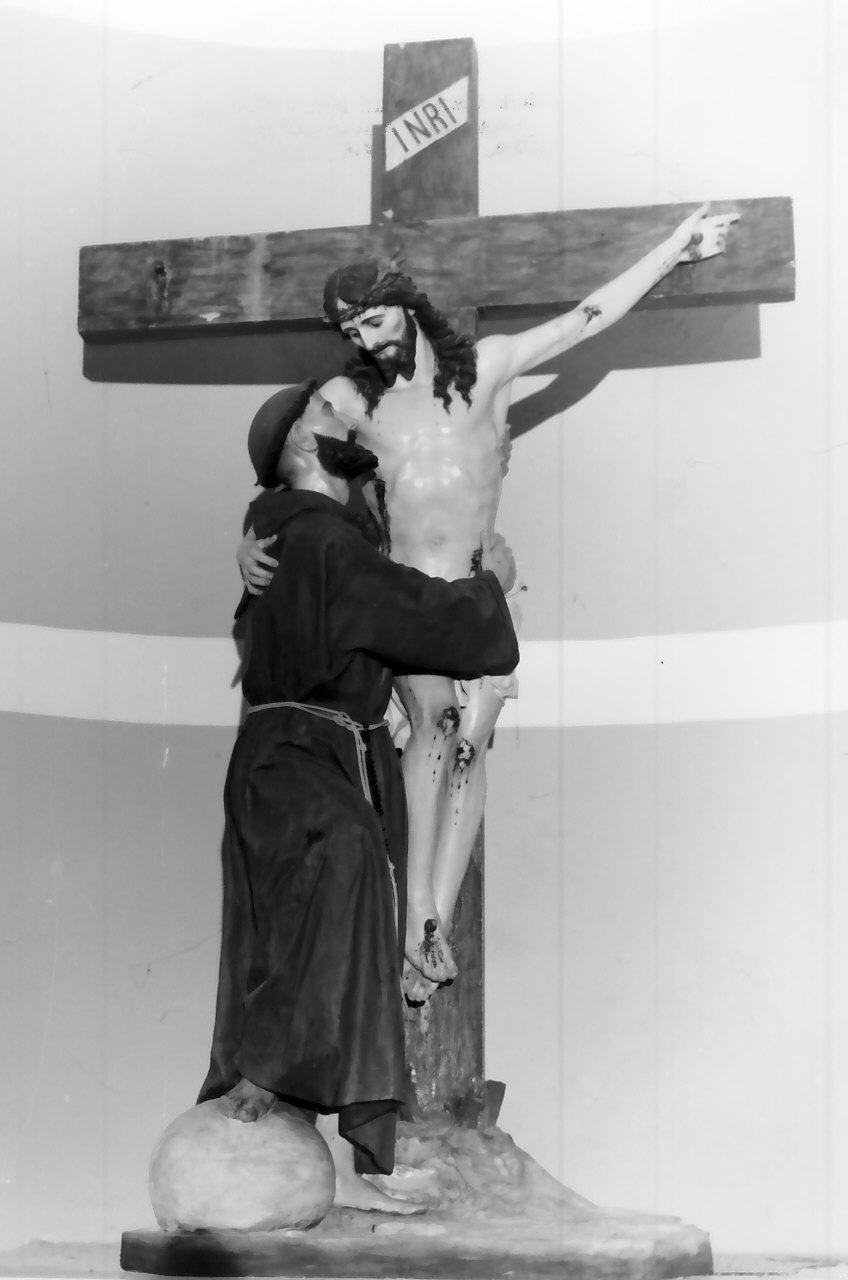 Cristo crocifisso (gruppo scultoreo, opera isolata) - bottega leccese (prima metà sec. XX)