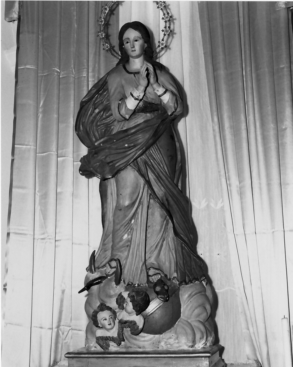 Madonna Immacolata (statua, opera isolata) - bottega Italia meridionale (fine/inizio secc. XVIII/ XIX)