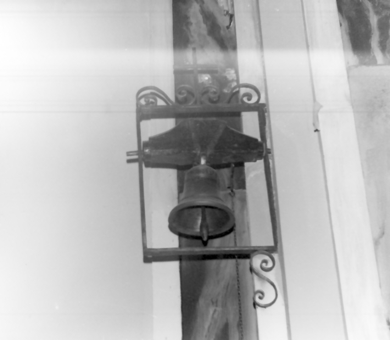 campanella, opera isolata - bottega calabrese (sec. XVI)