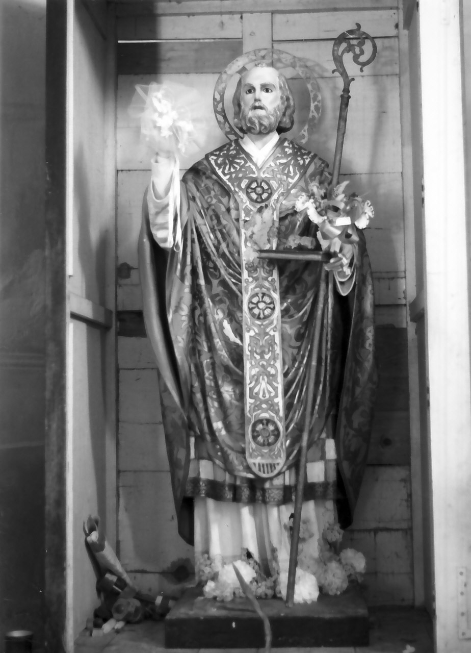 San Nicola di Bari (statua, opera isolata) - bottega Italia meridionale (fine/inizio secc. XVIII/ XIX)