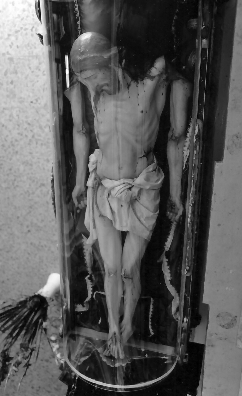 Cristo morto (statua, opera isolata) di Guacci Luigi (inizio sec. XX)
