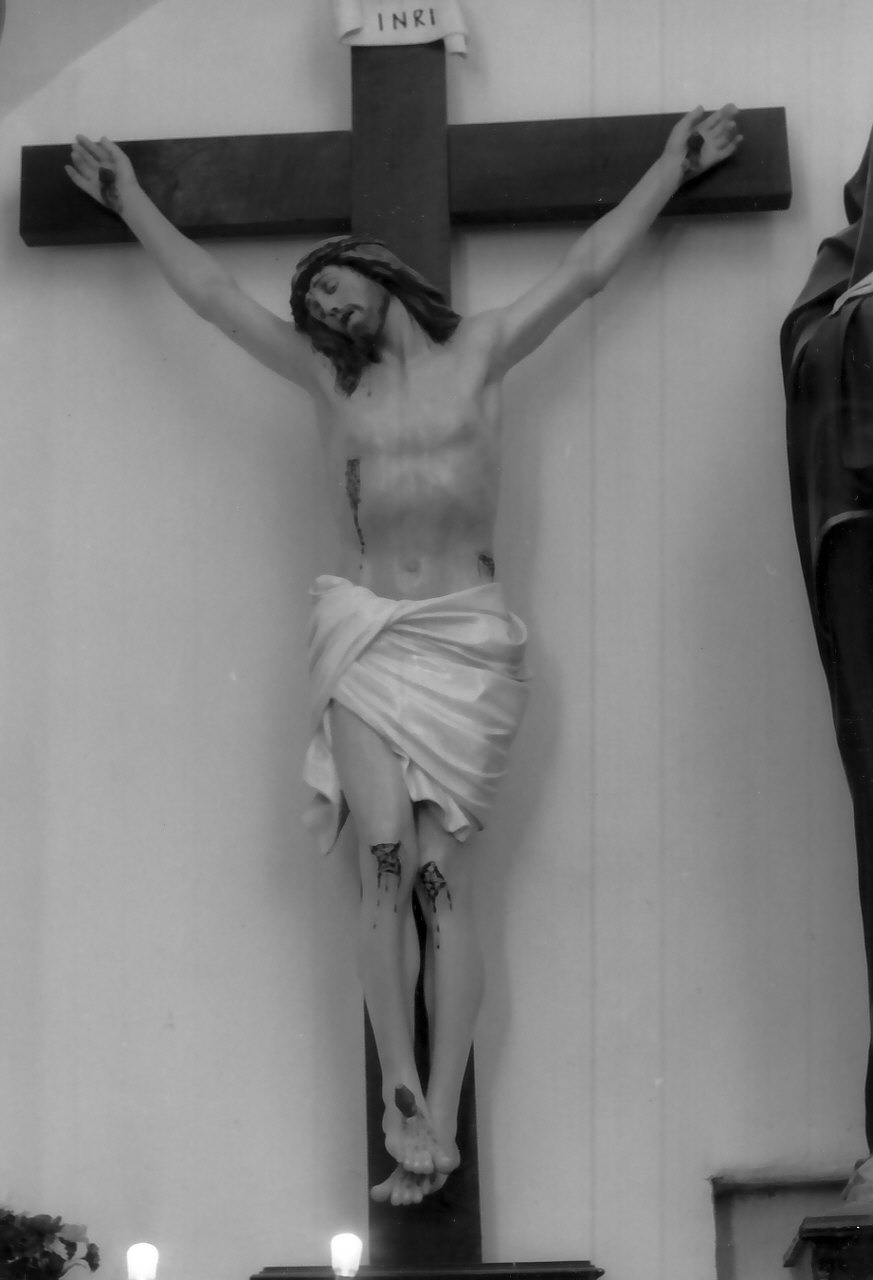 crocifisso, opera isolata - bottega Italia meridionale (fine/inizio secc. XIX/ XX)