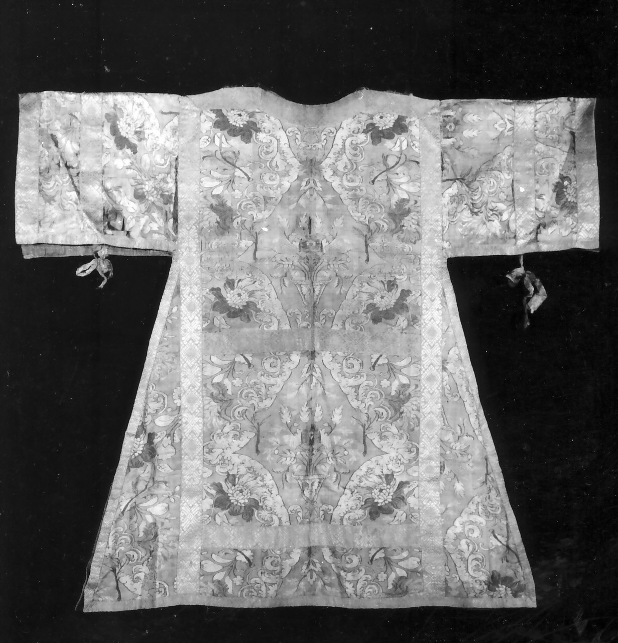 tunicella, opera isolata - manifattura Italia meridionale (sec. XVIII)