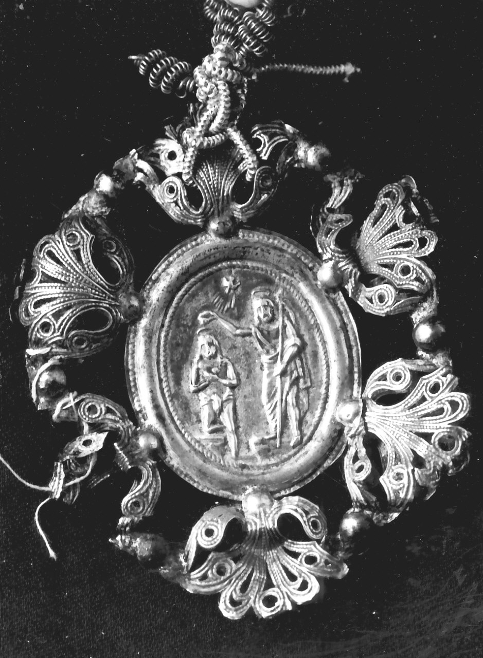 medaglia, elemento d'insieme - bottega Italia meridionale (sec. XIX)