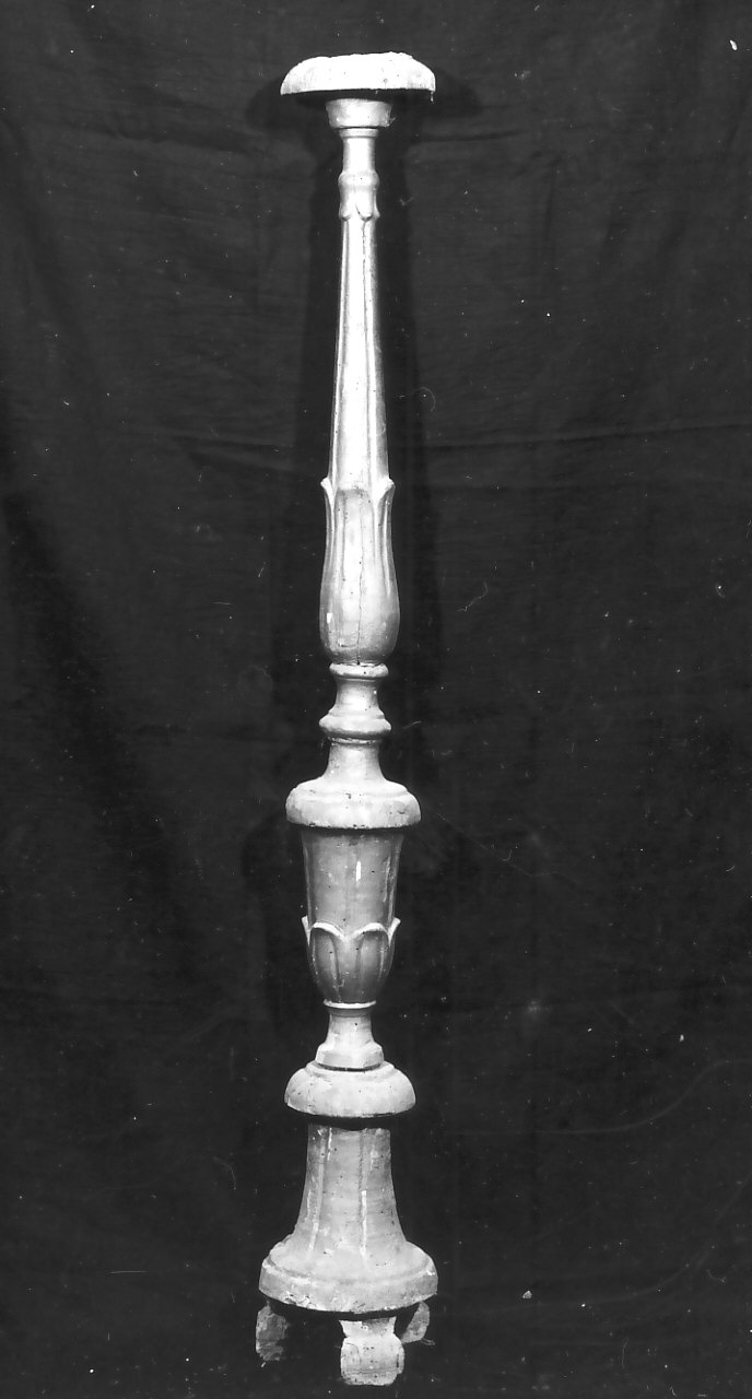 candeliere, serie - bottega Italia meridionale (sec. XIX)