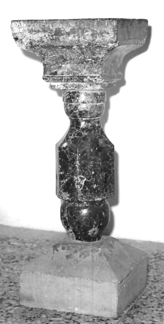 acquasantiera - a fusto, opera isolata - bottega calabrese (prima metà sec. XIX)