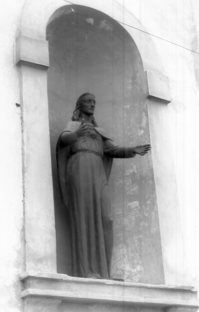 Sacro Cuore di Gesù (statua, opera isolata) - bottega Italia meridionale (inizio sec. XX)