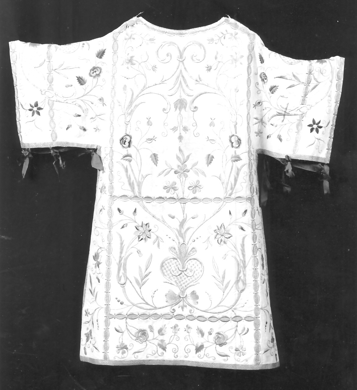 tunicella, opera isolata - manifattura calabrese (fine sec. XIX)