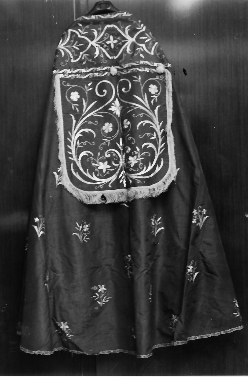 piviale - manifattura Italia meridionale (sec. XIX)