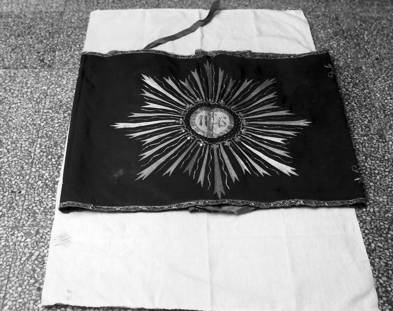 paliotto - manifattura Italia meridionale (sec. XIX)