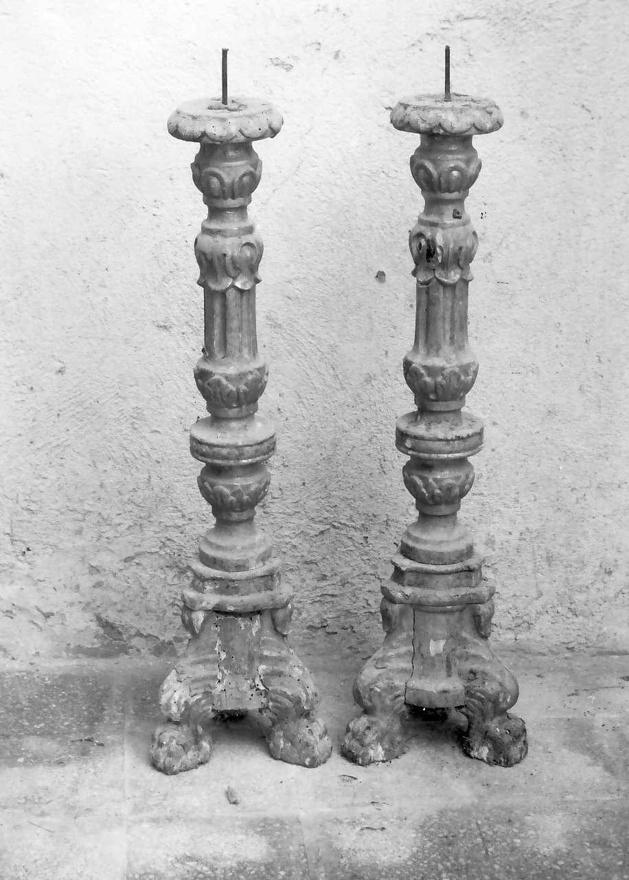 candeliere d'altare, serie - bottega calabrese (sec. XVIII)