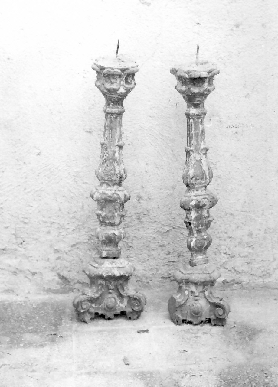 candeliere d'altare, serie - bottega calabrese (sec. XVIII)