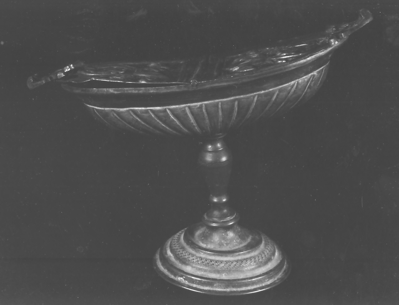 navicella portaincenso, opera isolata - bottega Italia meridionale (sec. XIX)