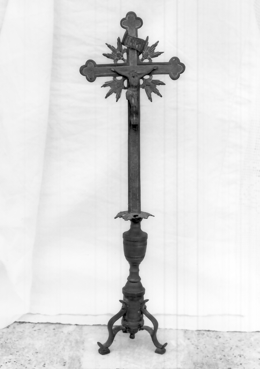 croce d'altare, opera isolata - bottega calabrese (sec. XIX)