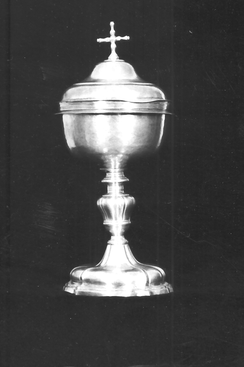 pisside, opera isolata - bottega Italia meridionale (seconda metà sec. XVIII)