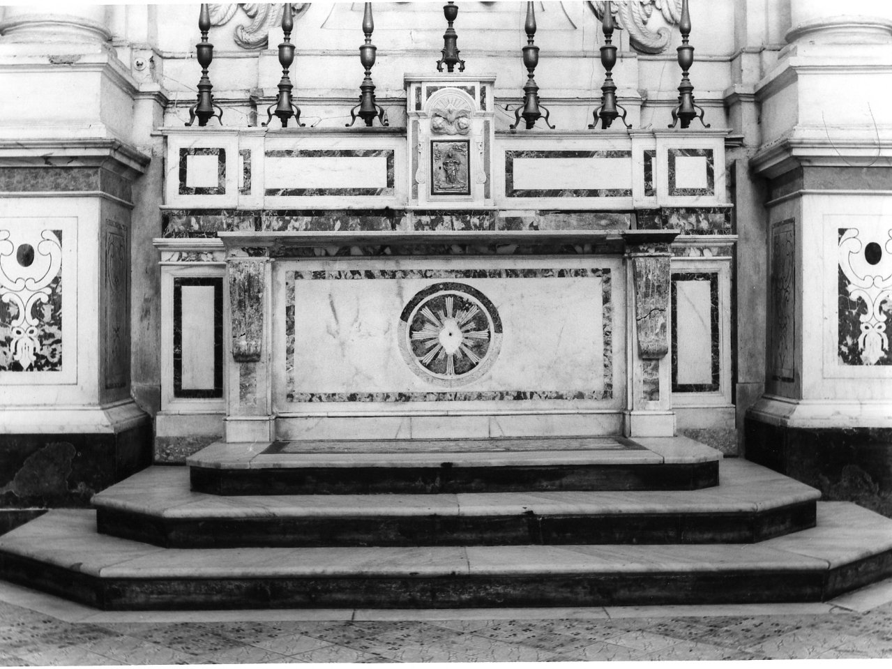 altare - bottega napoletana (seconda metà sec. XVIII)