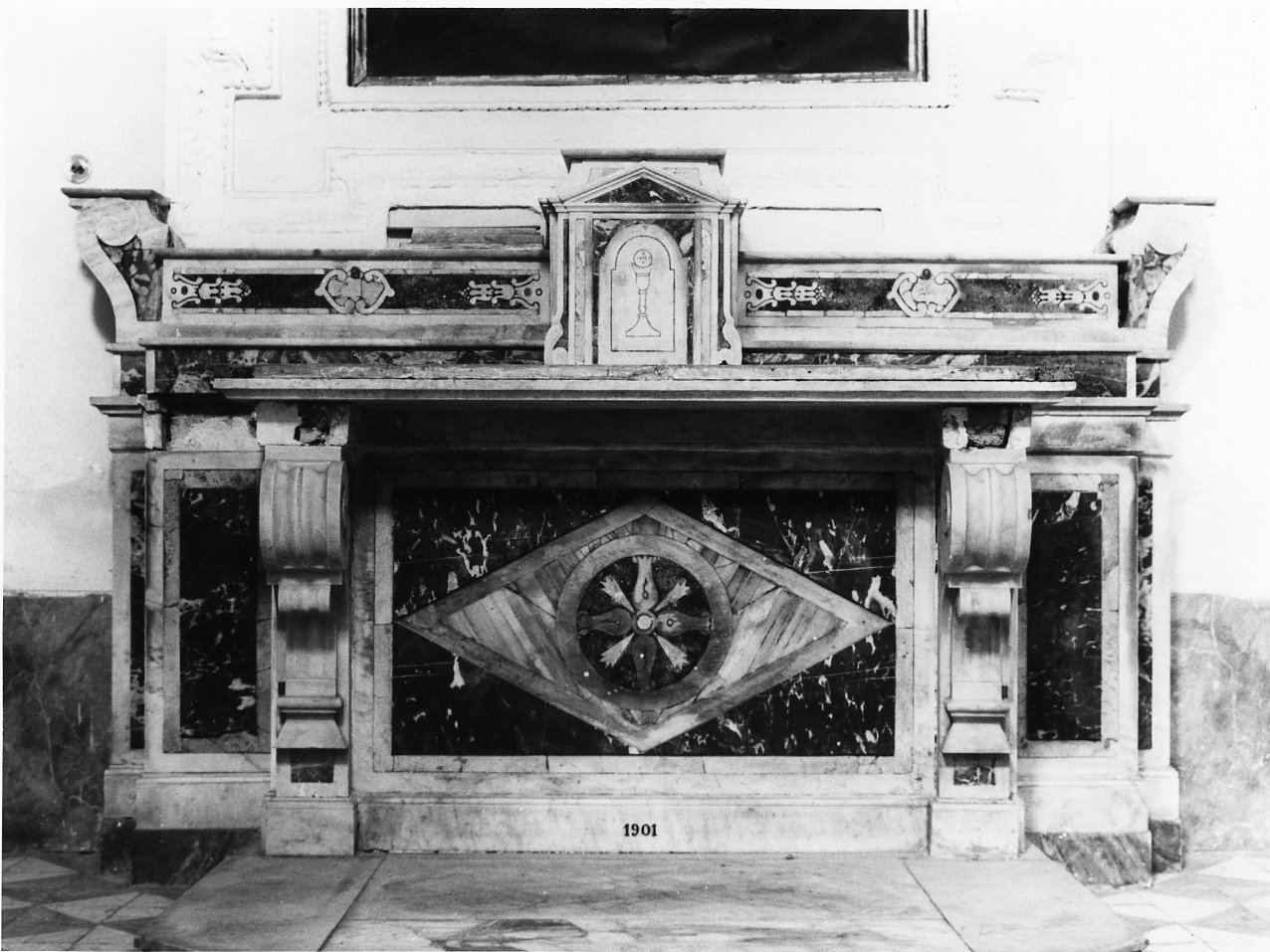 altare - bottega napoletana (sec. XX)