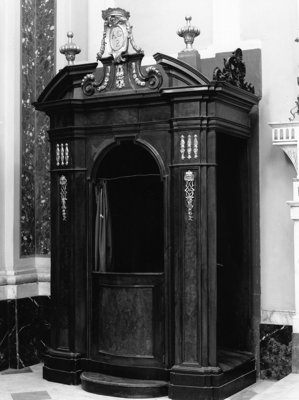 confessionale, serie - bottega napoletana (metà sec. XVIII)