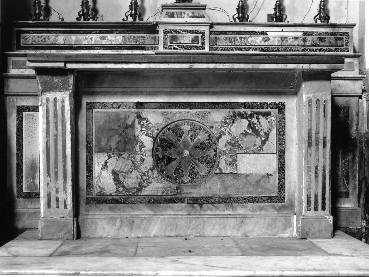 altare - bottega napoletana (prima metà sec. XIX)