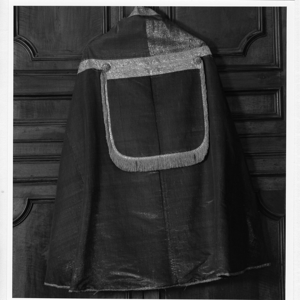 piviale - manifattura napoletana (seconda metà sec. XIX)