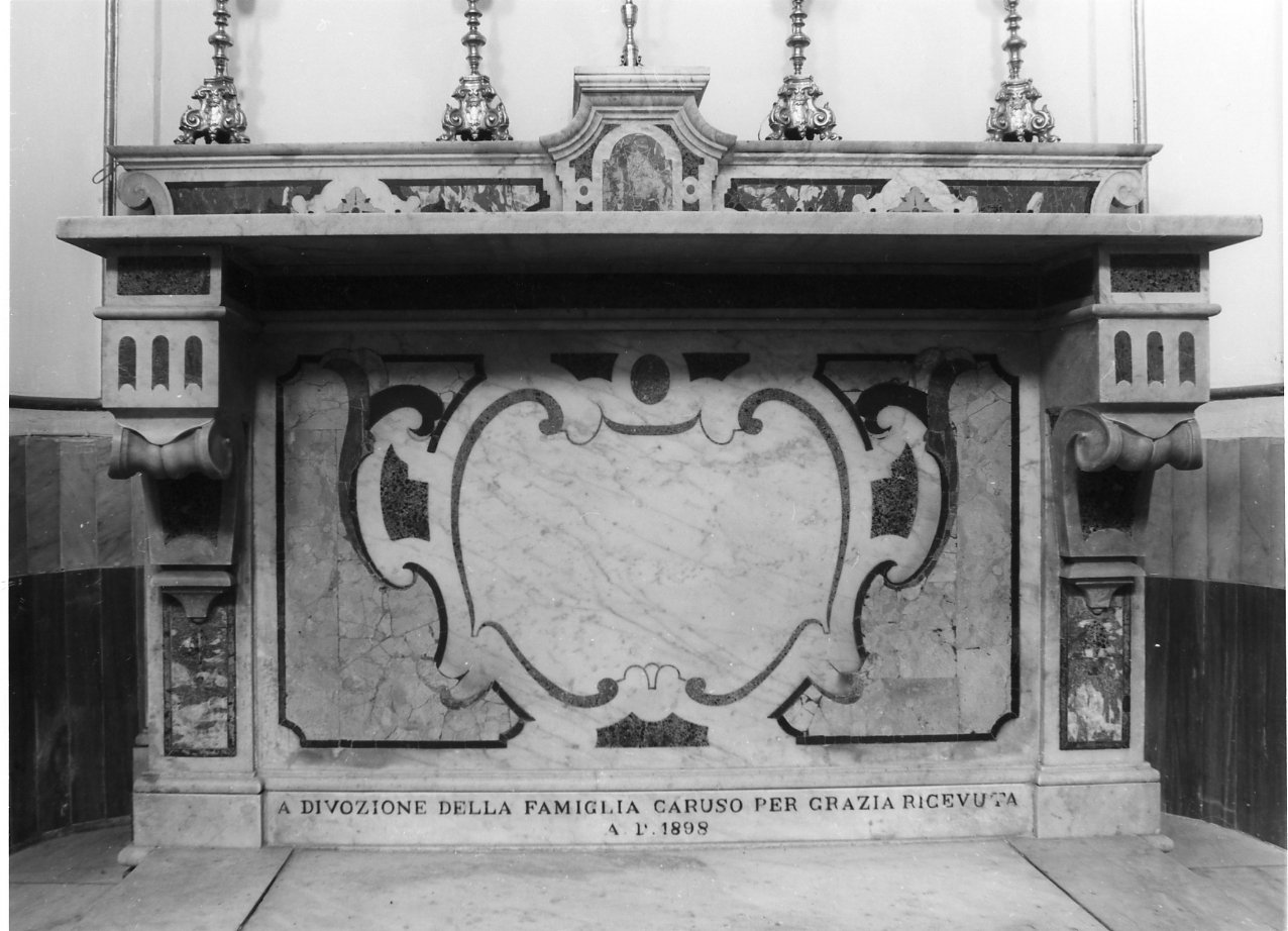 altare - bottega napoletana (prima metà sec. XVIII)