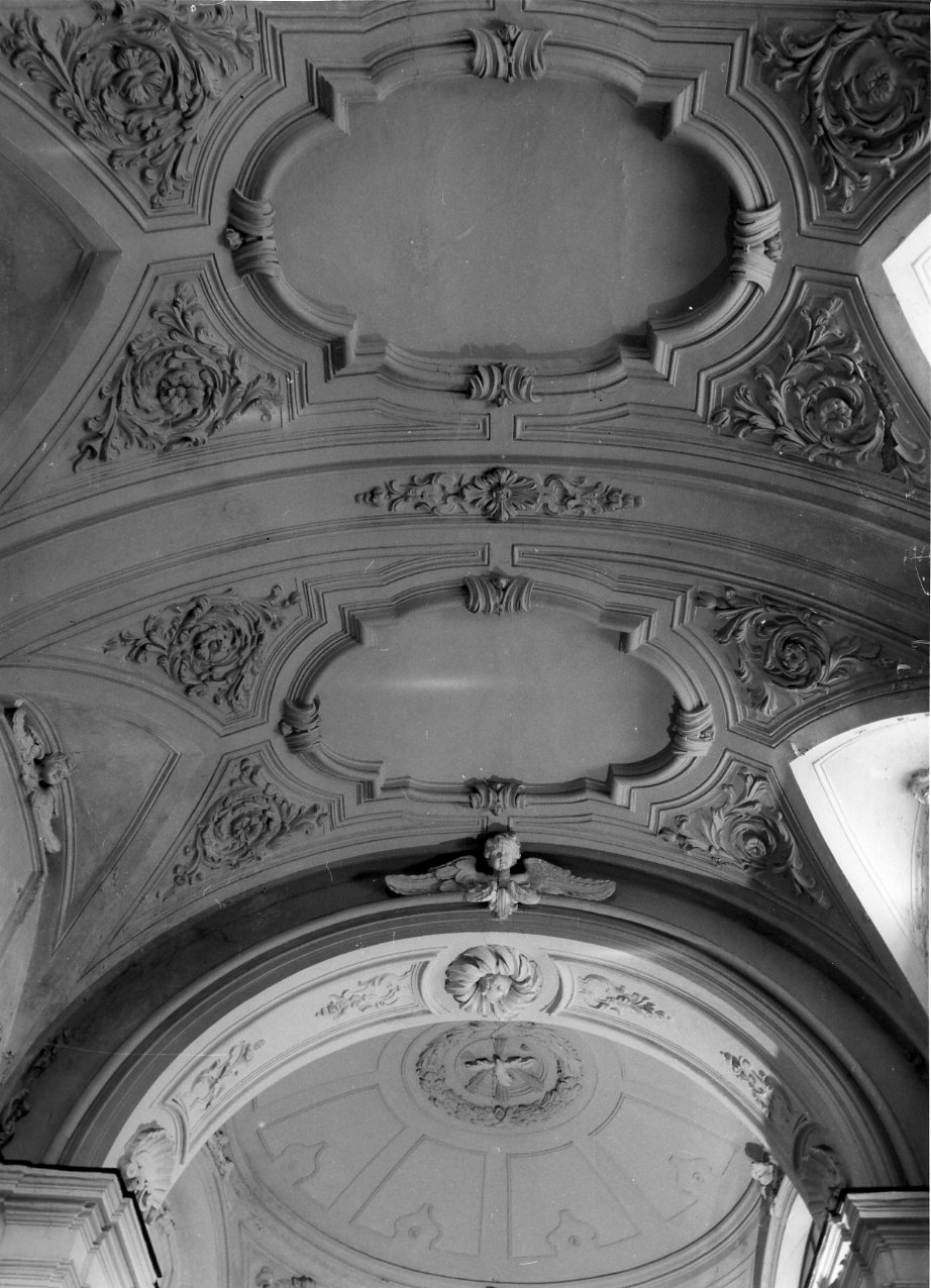 decorazione plastico-architettonica - bottega napoletana (prima metà sec. XVIII)