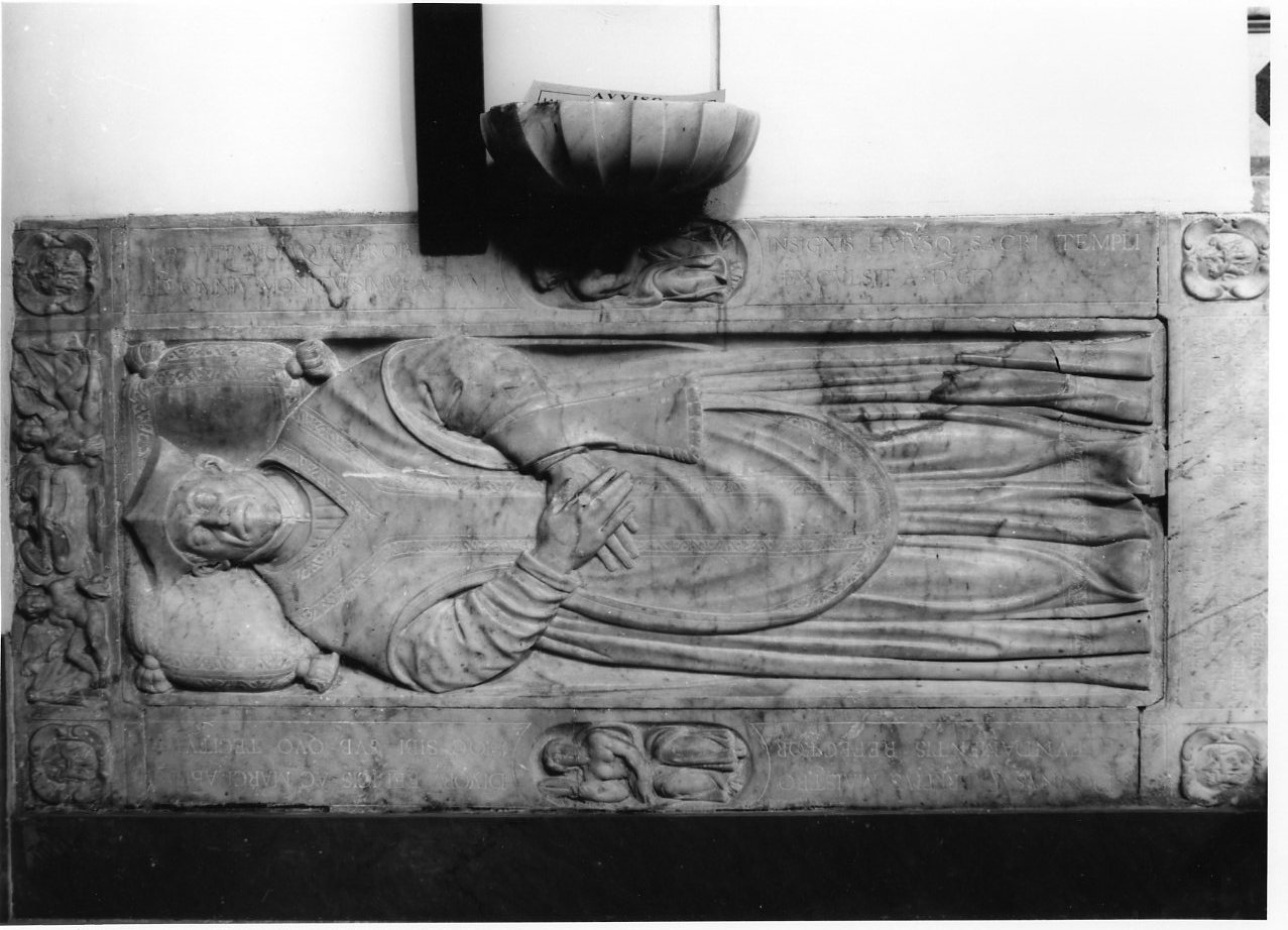 lapide tombale - bottega napoletana (sec. XI)