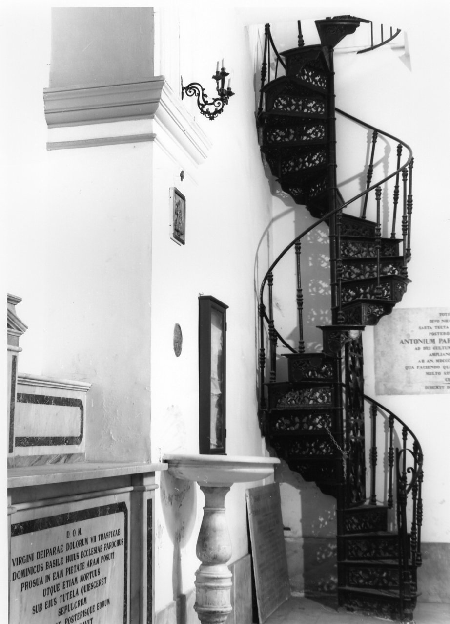 scala - a chiocciola - bottega napoletana (seconda metà sec. XIX)