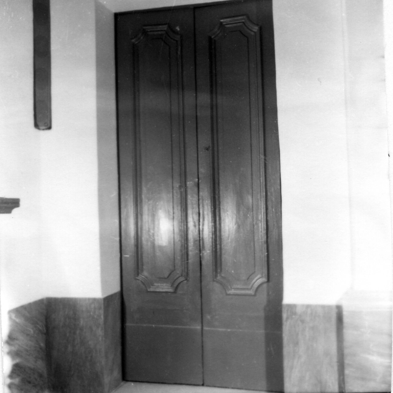 porta - a due battenti - bottega napoletana (seconda metà sec. XVIII)