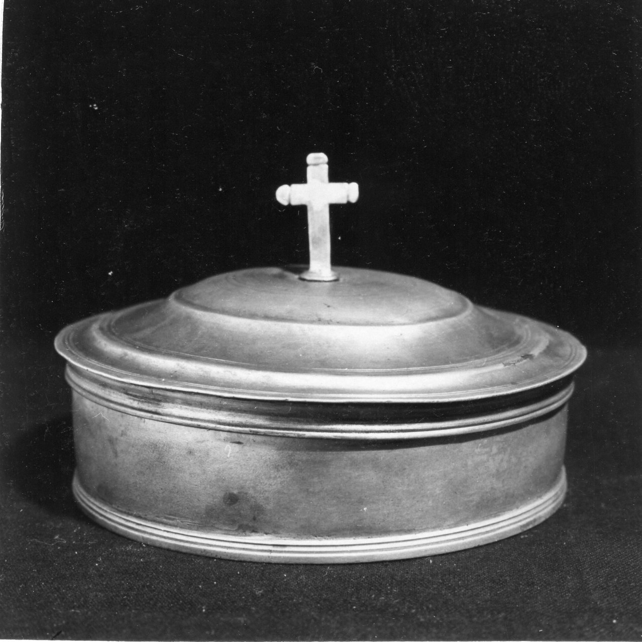 scatola per ostie - bottega napoletana (metà sec. XIX)