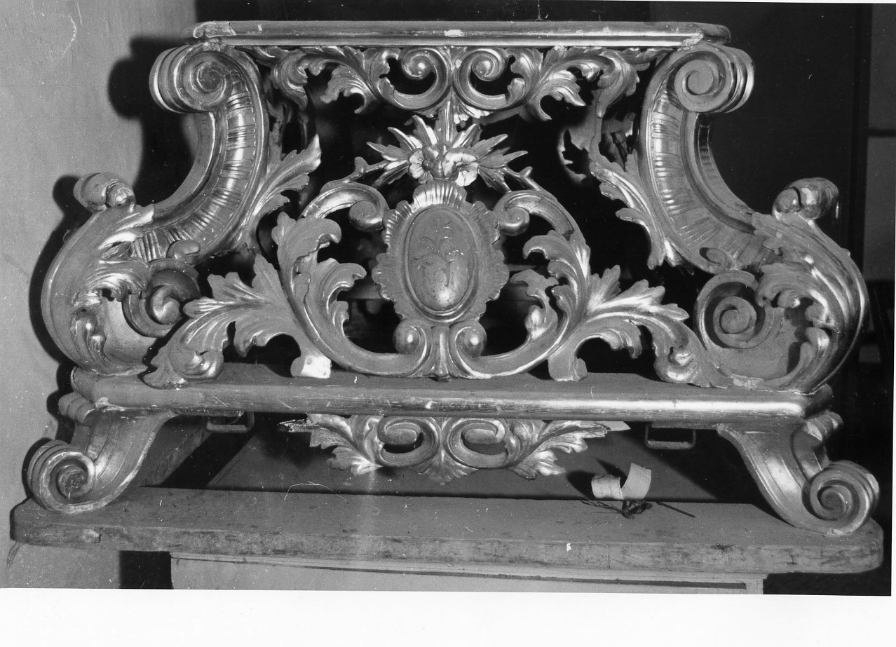 piedistallo di statua - bottega napoletana (metà sec. XVIII)