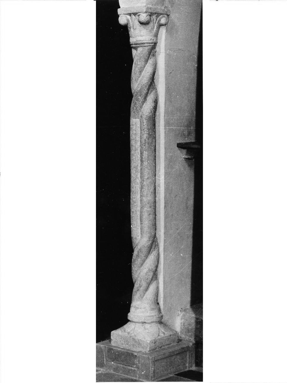 colonna tortile - bottega napoletana (fine sec. XIV)