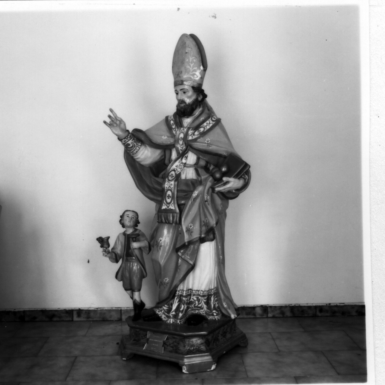 San Nicola di Bari (gruppo scultoreo) - bottega napoletana (metà sec. XVIII)