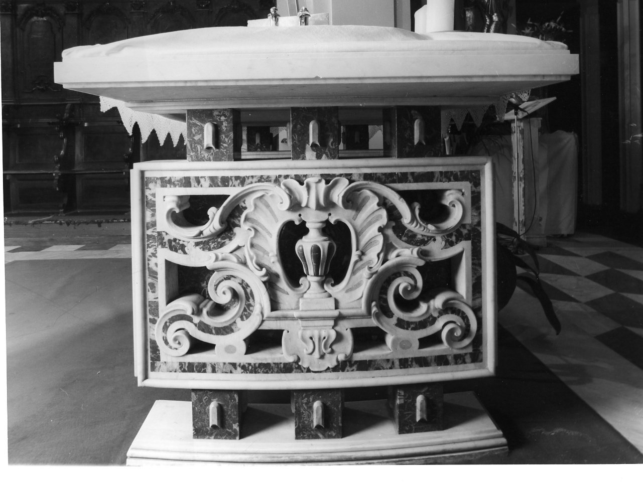 decorazione a intarsio, serie - bottega napoletana (seconda metà sec. XVIII)