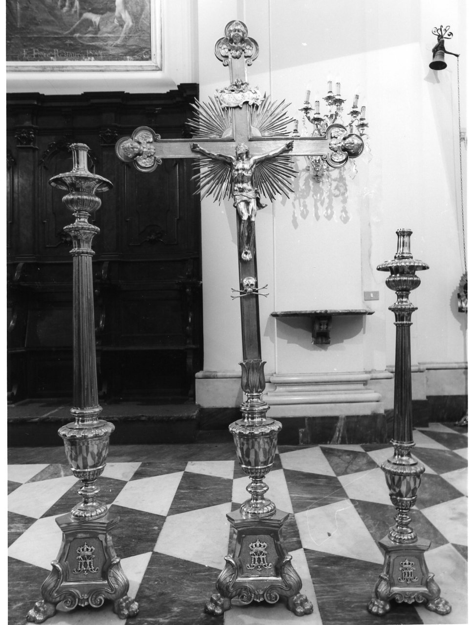 candeliere d'altare, serie - bottega campana (sec. XX)